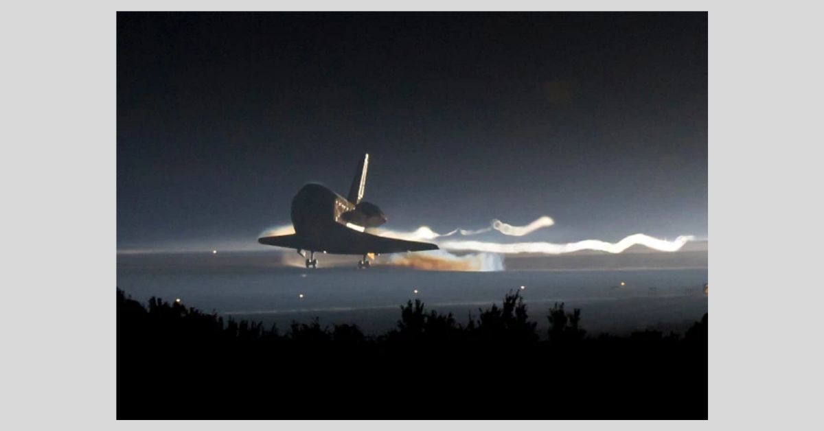 atlantis space shuttle.jpg